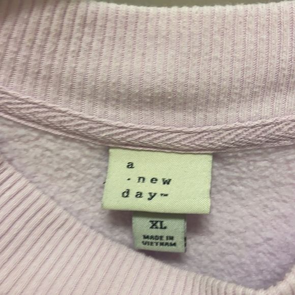 Target lilac sweatshirt - Picture 4 of 5